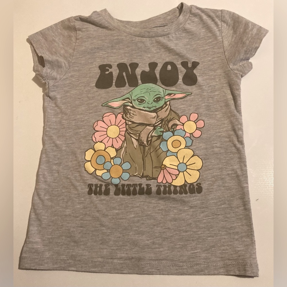 Baby Yoda,colorful,size 6x